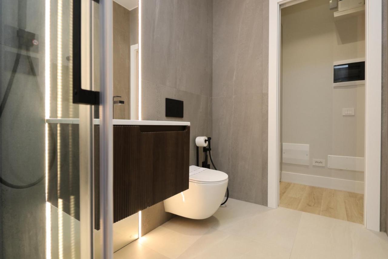 Renovated & Fully Equipped-Luxurious-2Room Fontana Suite, It Just Doesn'T Get Any Better! Olbia Exterior foto